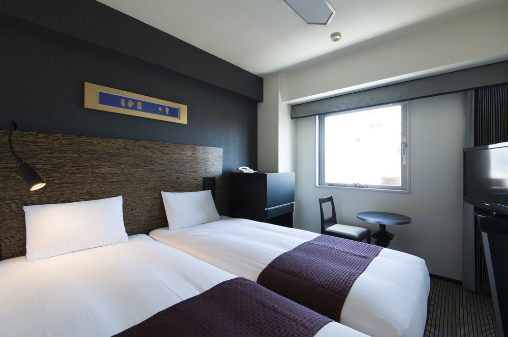 Hotel Villa Fontaine Tokyo-Ueno Okachimachi Exteriör bild